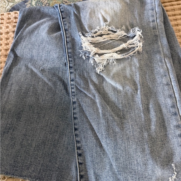 Judy Blue Light Blue Frayed Hem Wide Leg Jeans - Picture 3 of 4